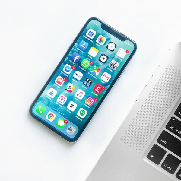 Best Best Mobile App Development Service - Illuminator Global technologies  Technologies